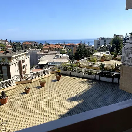 Apartment De Home, Comfort E Vista Mare *